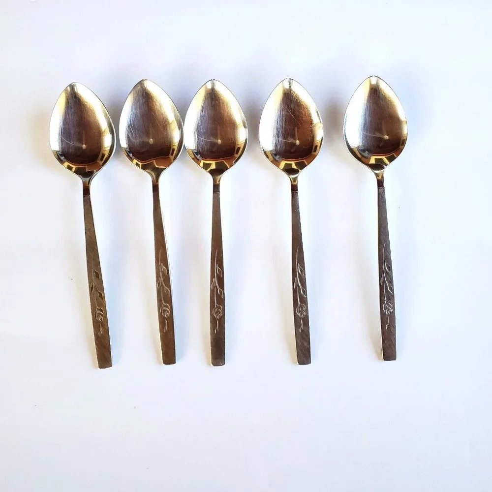 Capistrano Oneidacraft Deluxe Stainless Single Rose 5 Oval Soup Spoons 6 7/8